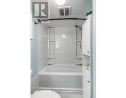 2 Mcnevin, Copper Cliff, ON P0M1N0 Photo 30