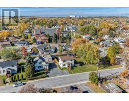 2 Mcnevin, Copper Cliff, ON P0M1N0 Photo 32