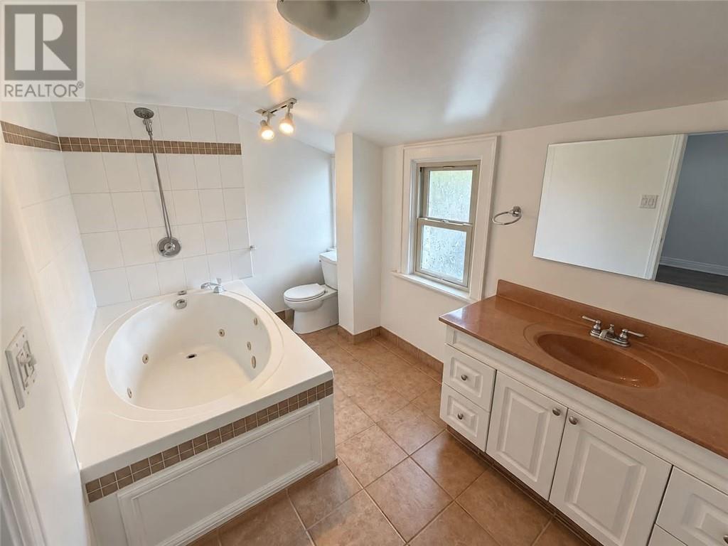 531 Tedmen Ave Unit# 1, Sudbury — photo 9