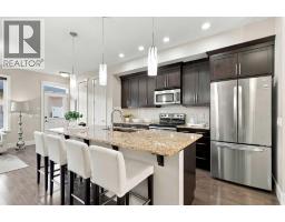 Family room - 210 Quarry Park Boulevard Se, Calgary, AB T2C5E4 Photo 10