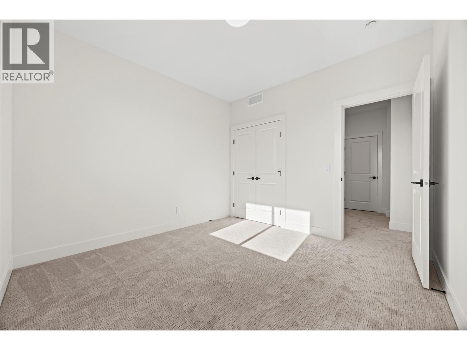 773 Kinnear Avenue Unit# 5, Kelowna