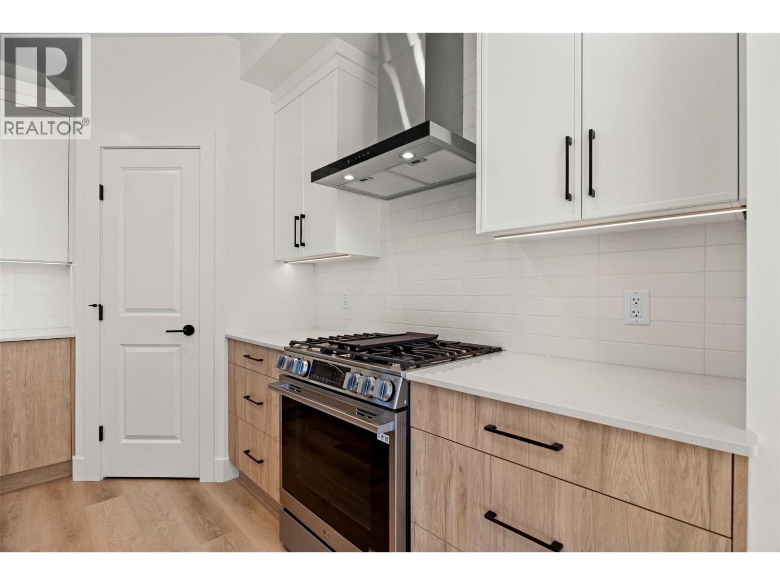773 Kinnear Avenue Unit# 5, Kelowna