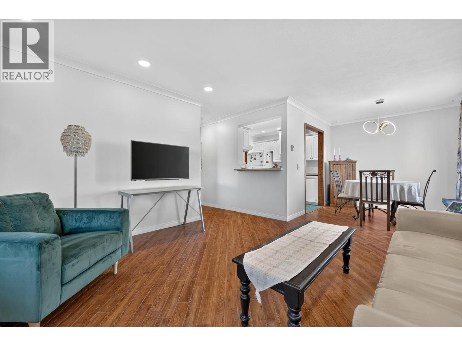 306 669 Houghton Road, Kelowna