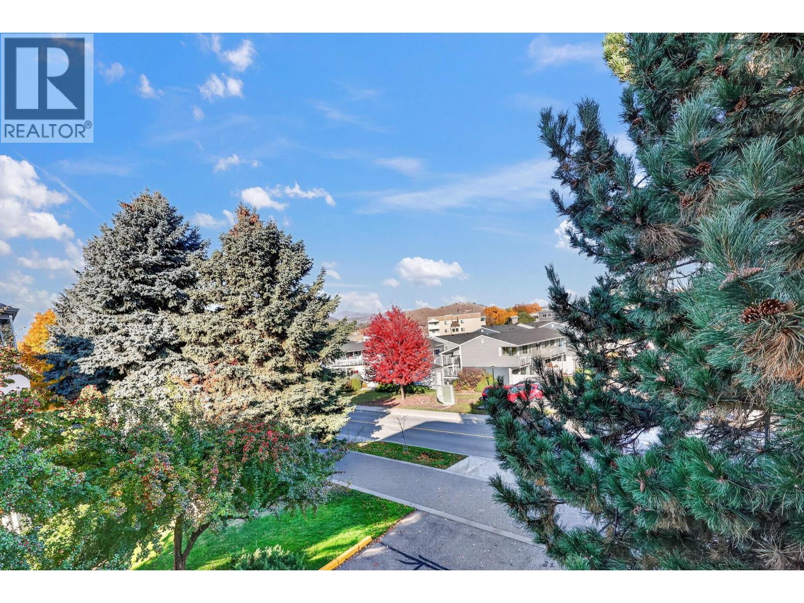 306 669 Houghton Road, Kelowna
