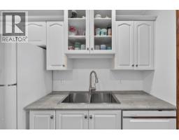 Primary Bedroom - 669 Houghton Road Unit# 306, Kelowna, BC V1X7L3 Photo 6
