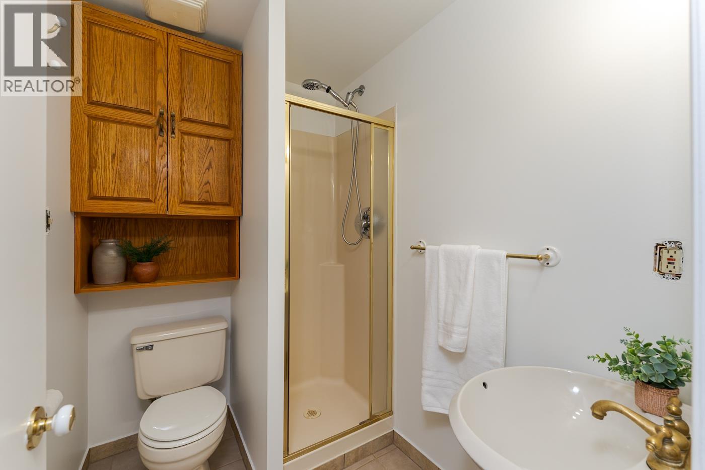 592 N QUINN STREET - 25