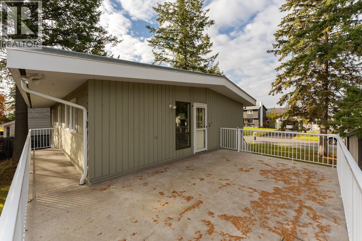 592 N QUINN STREET - 33