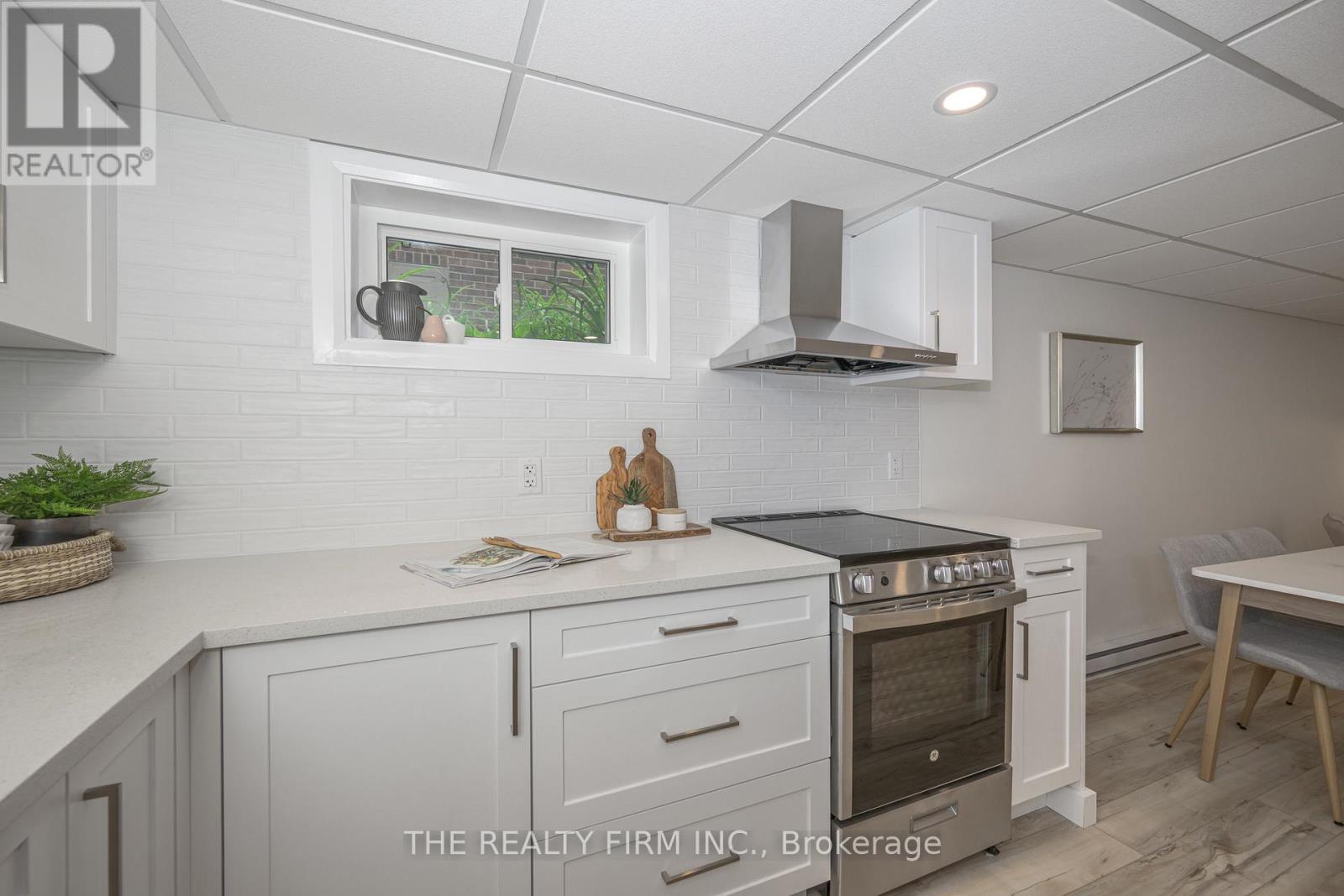 LOWER - 65 BYRON AVENUE E, London South (South F) — photo 7
