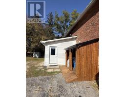 77 Erie Street S, Chatham Kent, ON N0P2C0 Photo 6