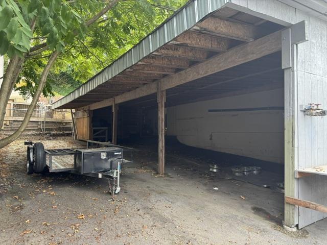 2397 WEST RAILWAY STREET, Abbotsford - Image 1