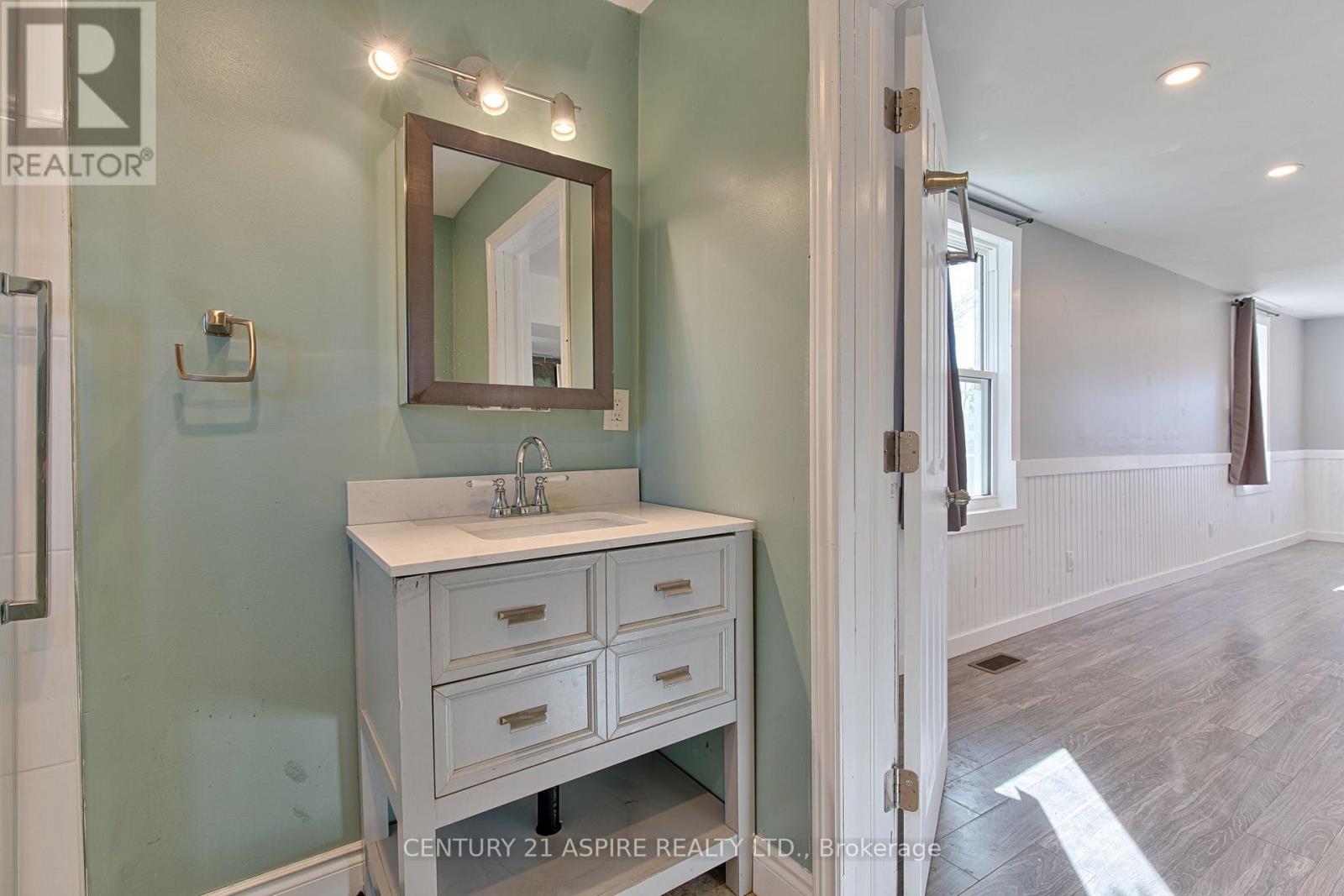 295 JULIEN STREET - 16