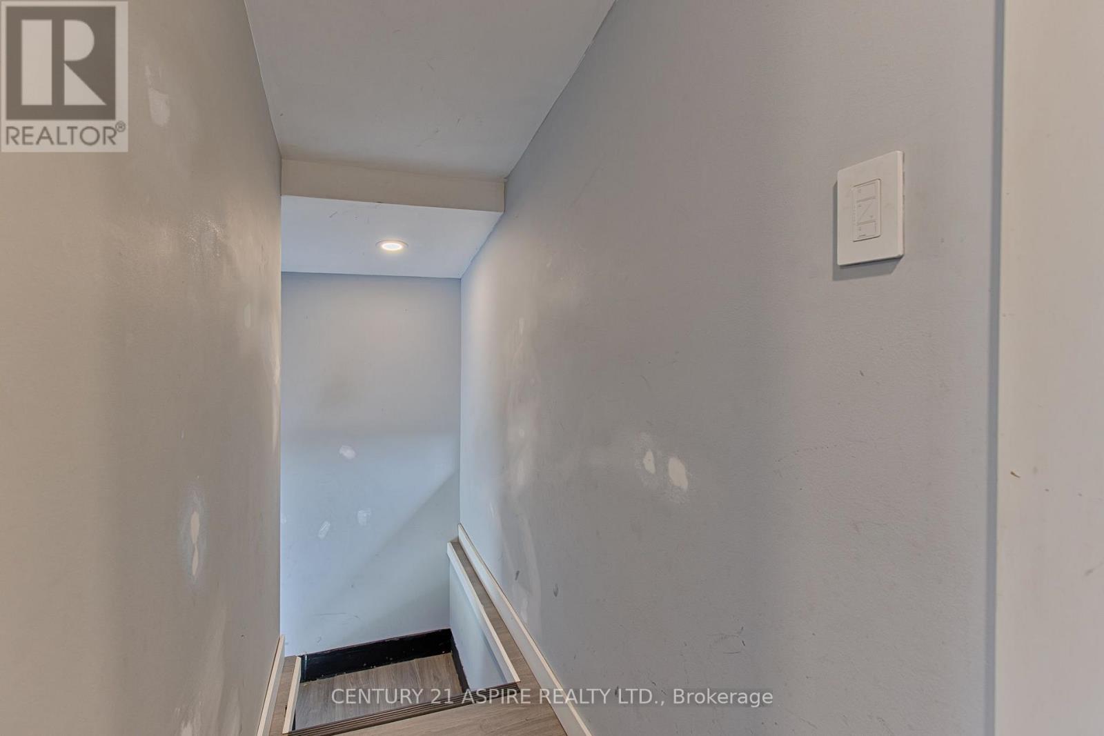 295 JULIEN STREET - 19