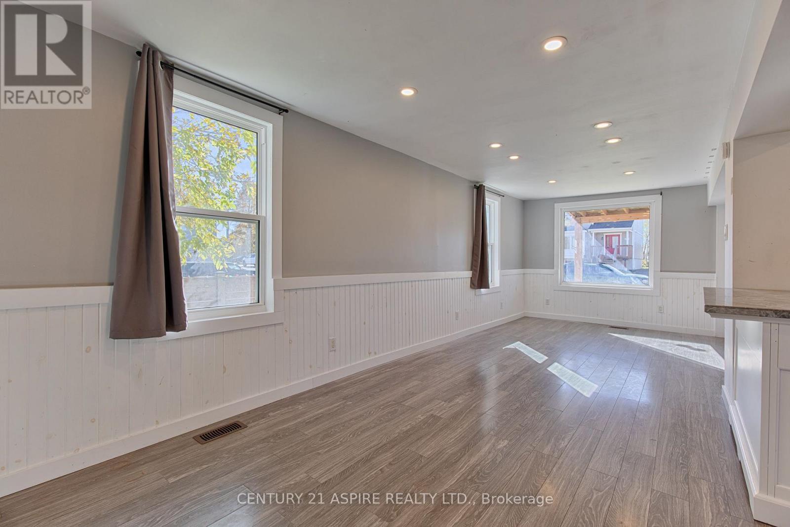295 JULIEN STREET - 7