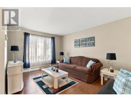 39 Edgecombe Drive thumbnail 3