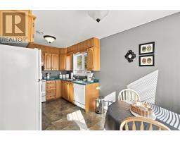 39 Edgecombe Drive thumbnail 9