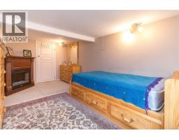 7453 Veyaness Rd, Central Saanich, BC V8M1V9 Photo 34