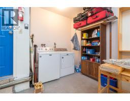 7453 Veyaness Rd, Central Saanich, BC V8M1V9 Photo 38