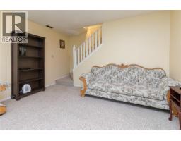 7453 Veyaness Rd, Central Saanich, BC V8M1V9 Photo 23
