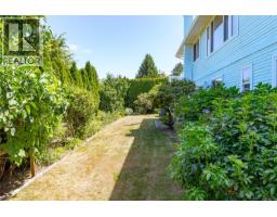 7453 Veyaness Rd, Central Saanich, BC V8M1V9 Photo 40