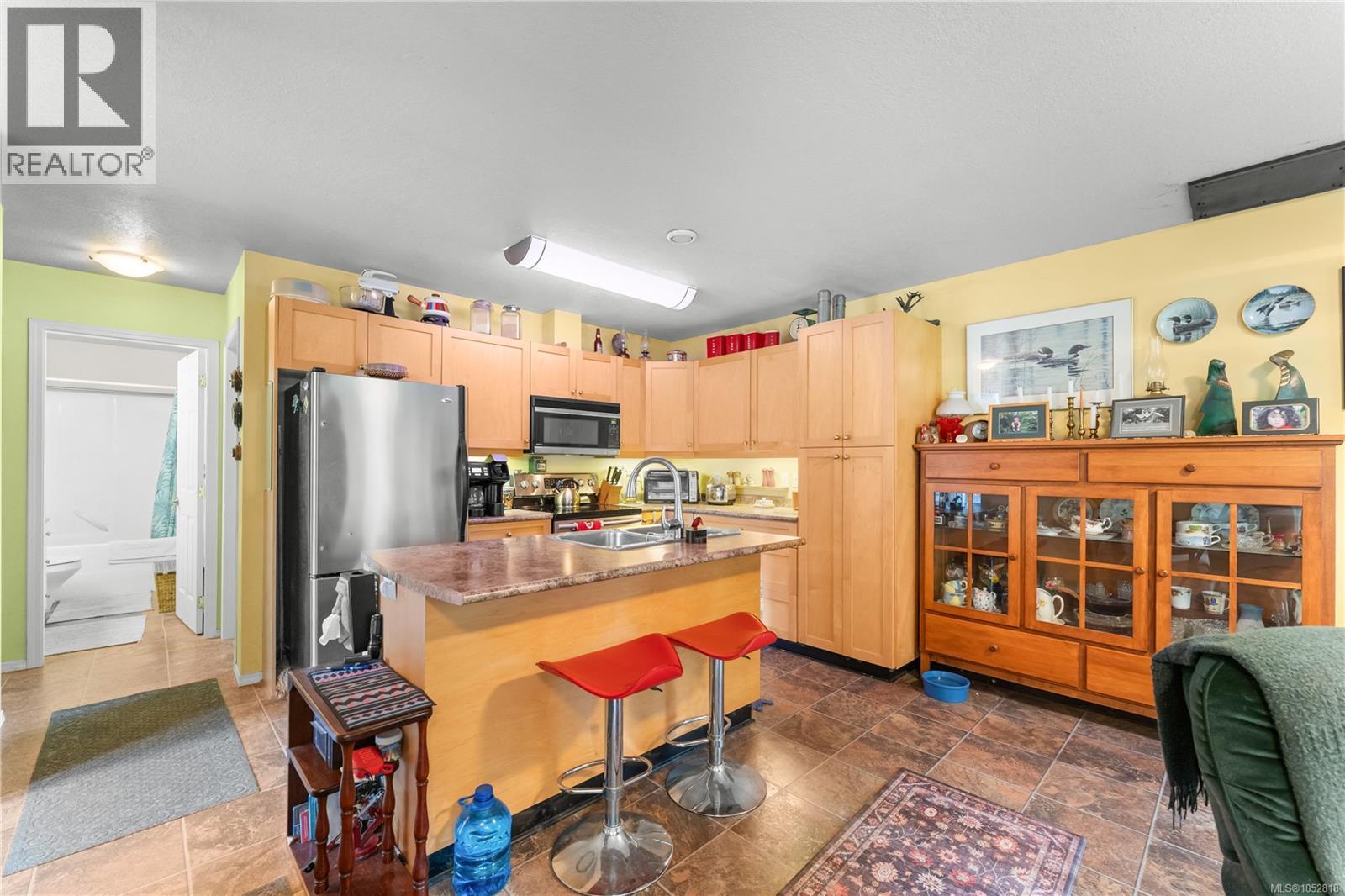 3275 South Rd - 7