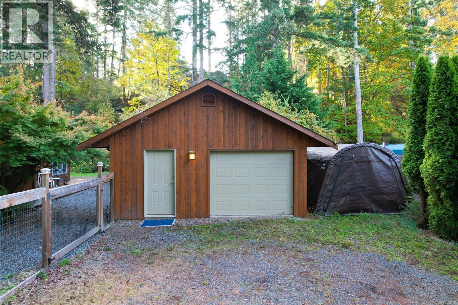 3275 South Rd - 22