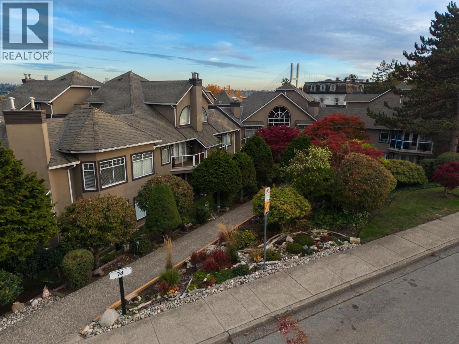 Photo of 113 74 MINER STREET 27