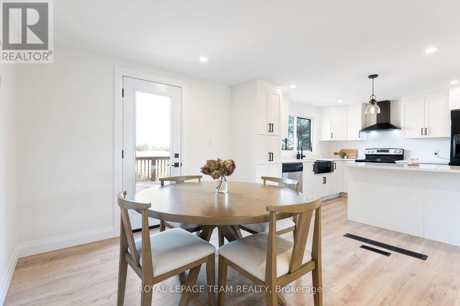 603 CROZIER ROAD - 21