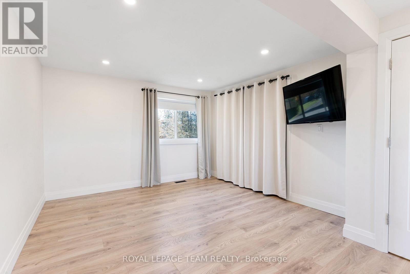 603 CROZIER ROAD - 27