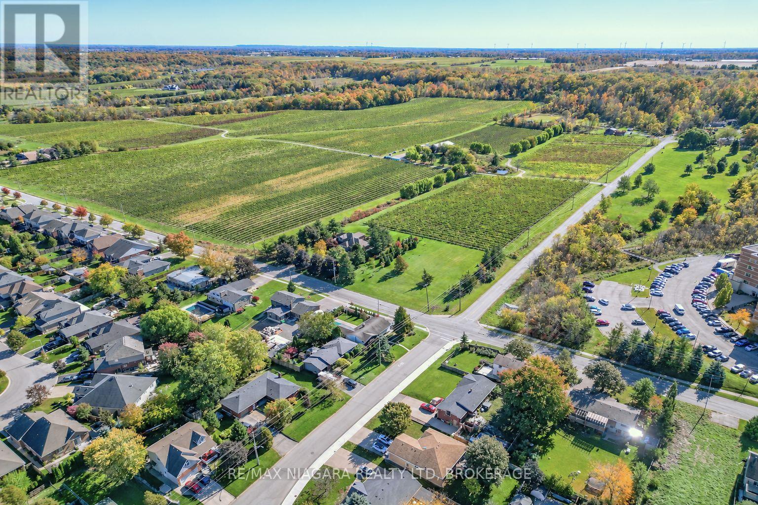 5001 HILLSIDE DRIVE, Lincoln (Beamsville) — photo 4