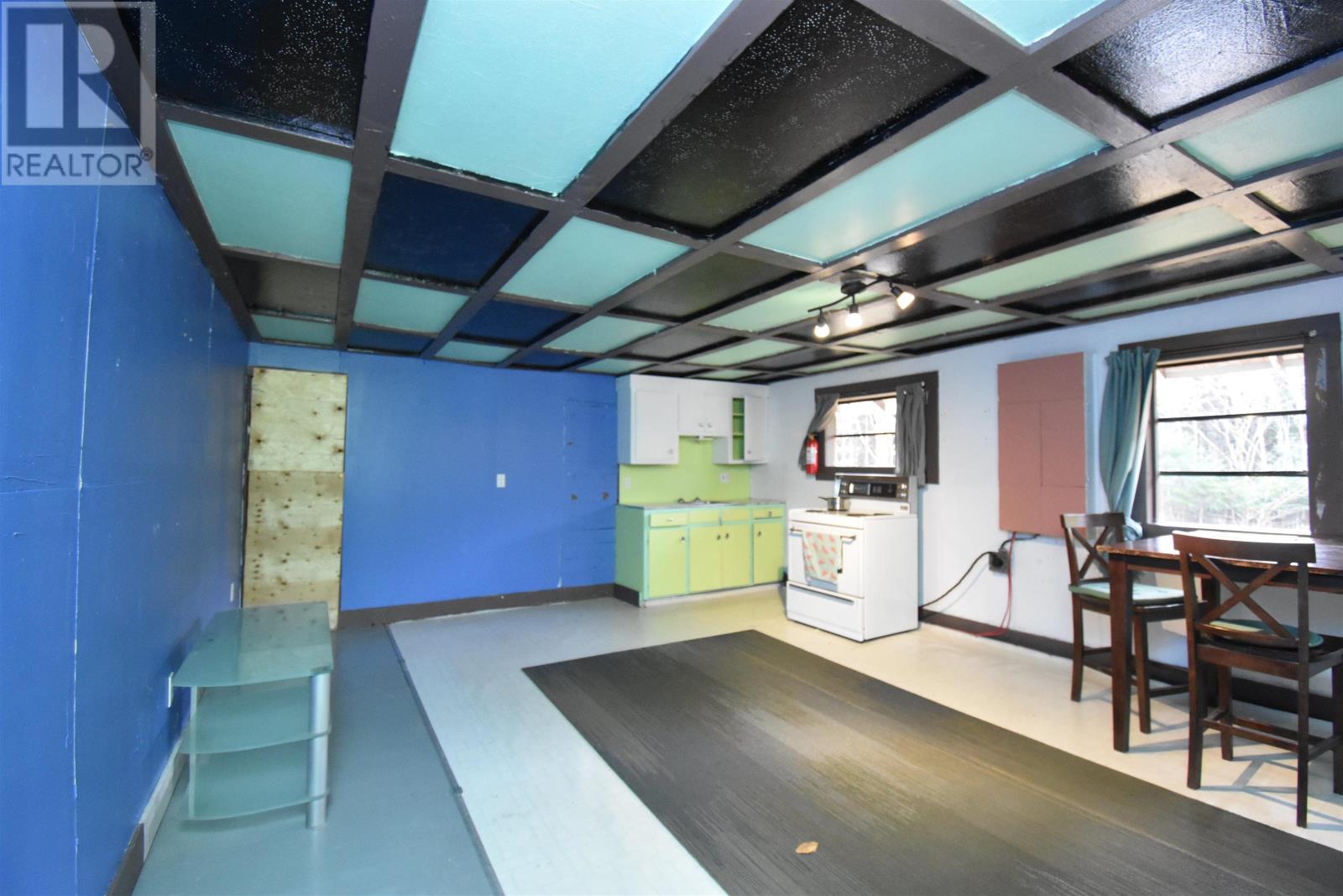 271 SUTHERLAND photo 5