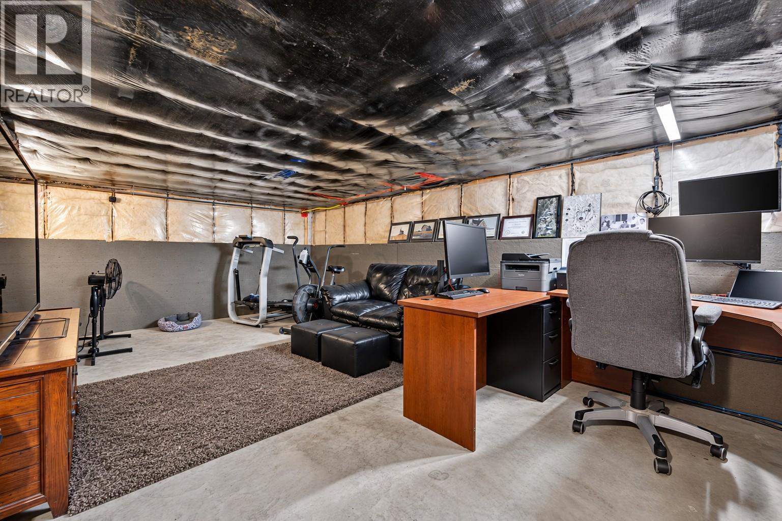 1410 Walnut Avenue, Merritt - Image 1