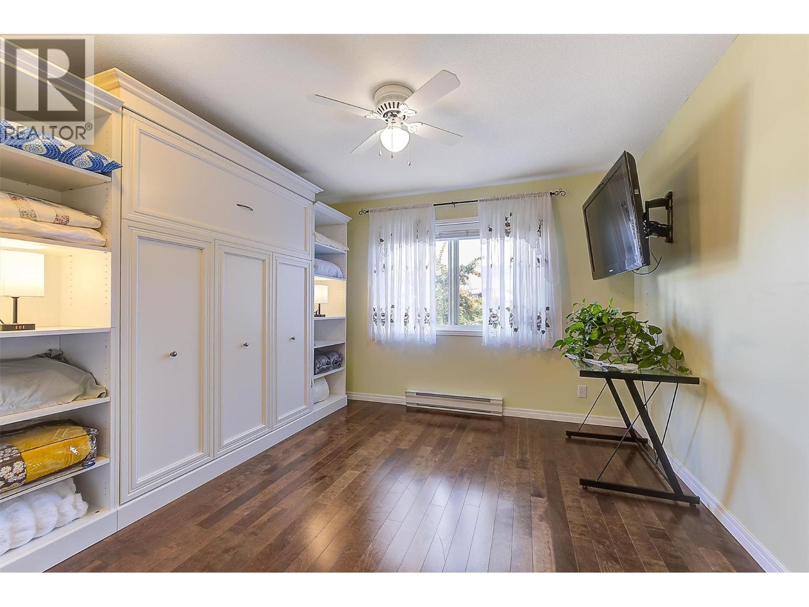 #311 709 Houghton Road - 30