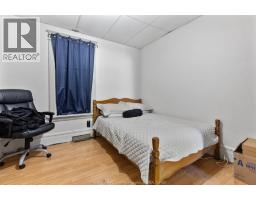 Living room - 25 Clark Street West, Leamington, ON N8H1E6 Photo 15