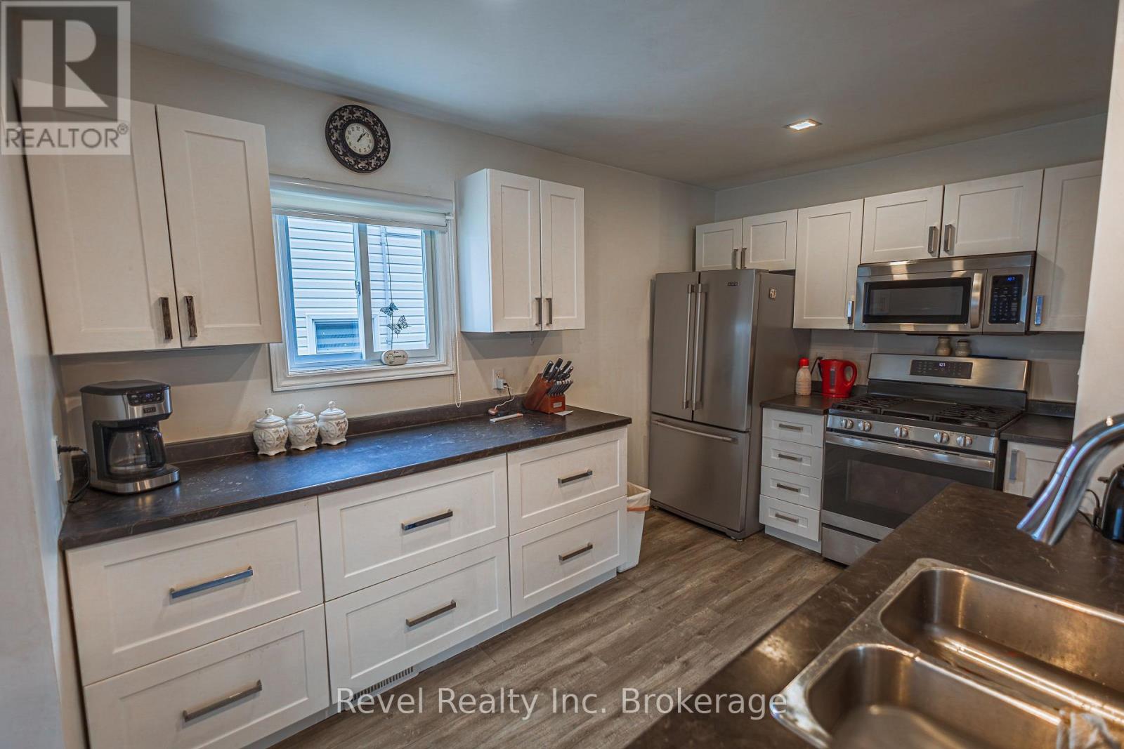 1343 COPELAND STREET, North Bay (West End) — photo 8