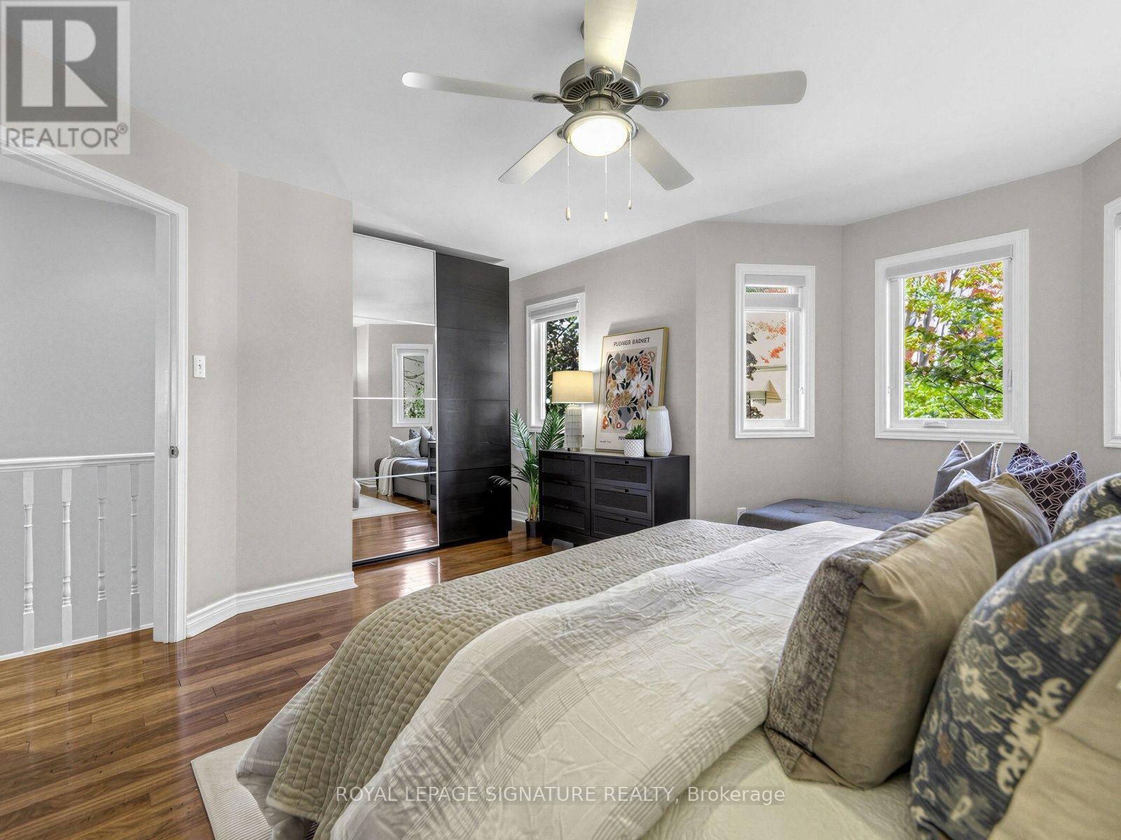 45 Robinson Street, Toronto, ON photo 13