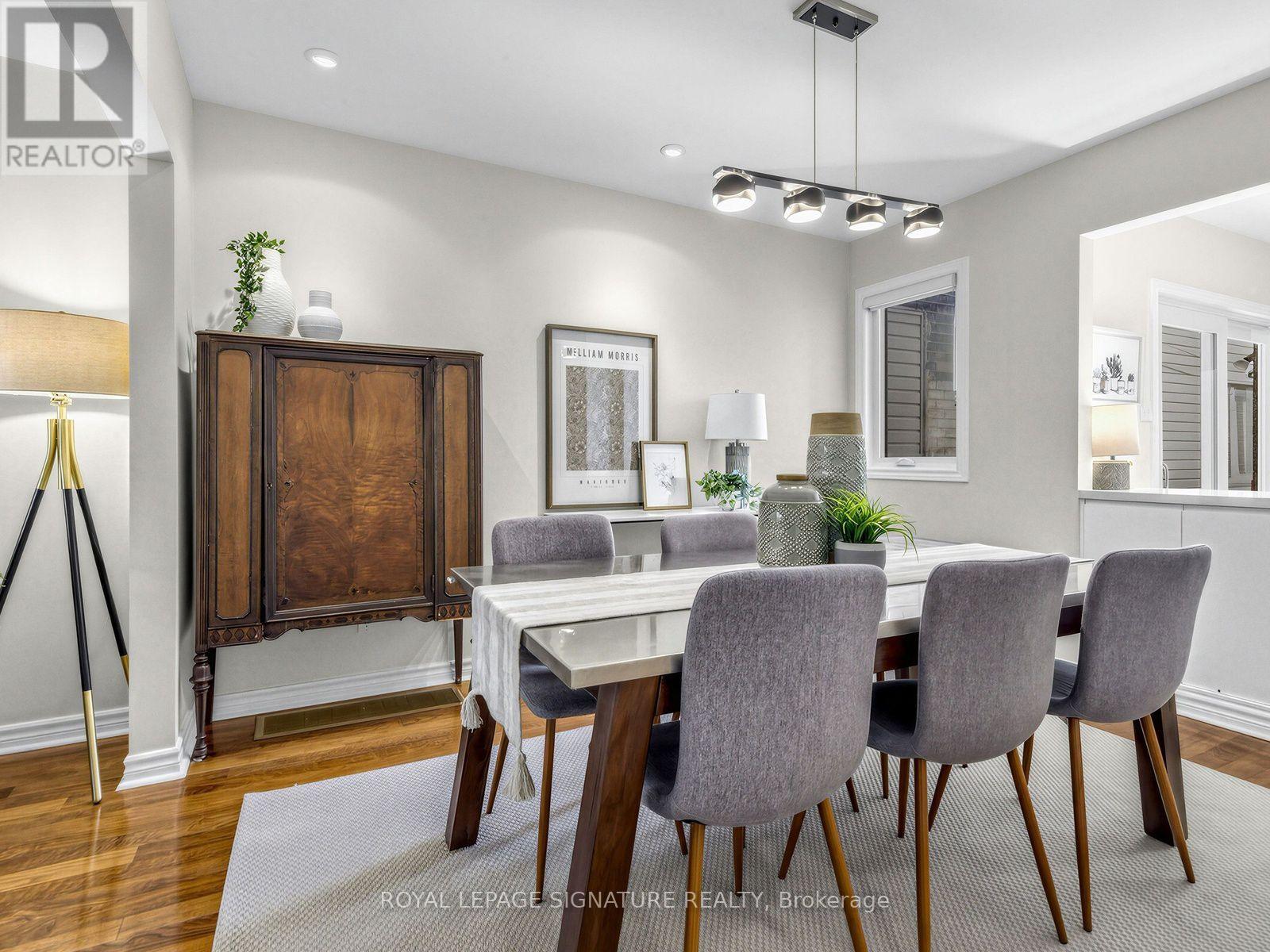 45 Robinson Street, Toronto, ON photo 6