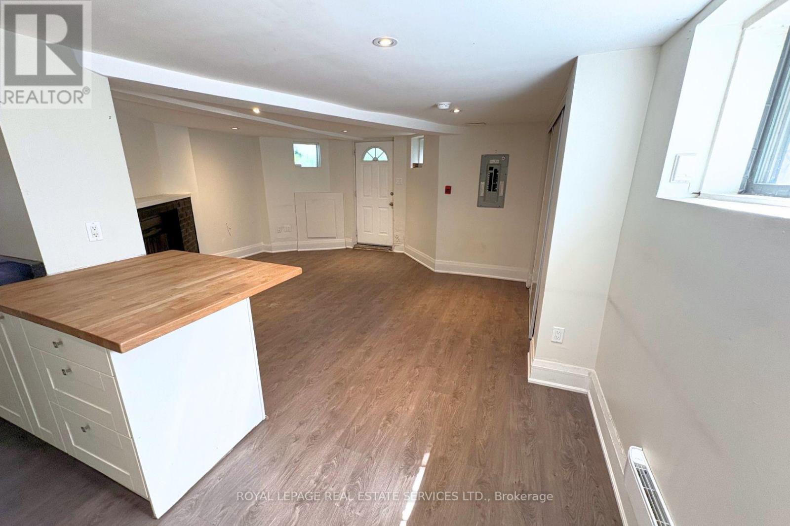 L1 - 118 PEMBROKE STREET, Toronto (Moss Park) — photo 3