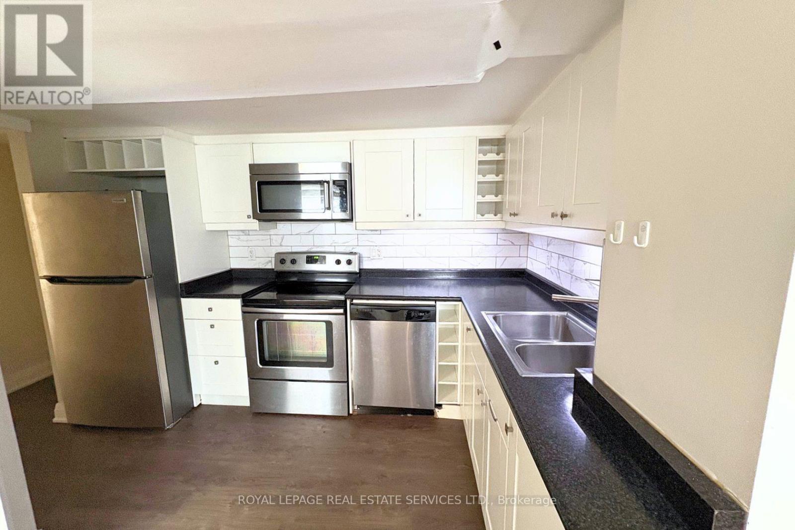 L1 - 118 PEMBROKE STREET, Toronto (Moss Park) — photo 4