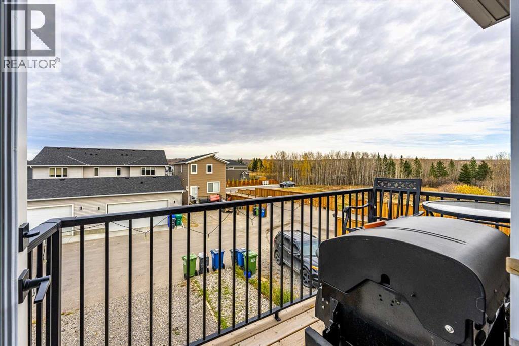 228 River Heights Drive, Cochrane — photo 15