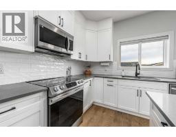 Primary Bedroom - 228 River Heights Drive, Cochrane, AB T4C0W2 Photo 10