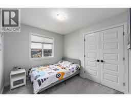 228 River Heights Drive, Cochrane, AB T4C0W2 Photo 25
