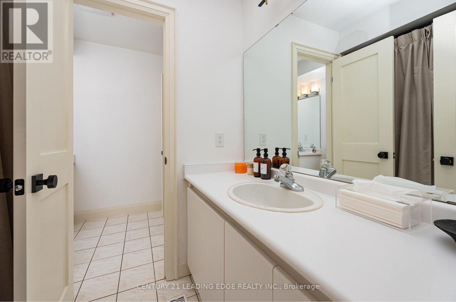 36- 18 Clark Avenue, Vaughan, ON photo 18