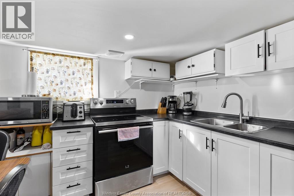 25 CLARK STREET West, Leamington — photo 3