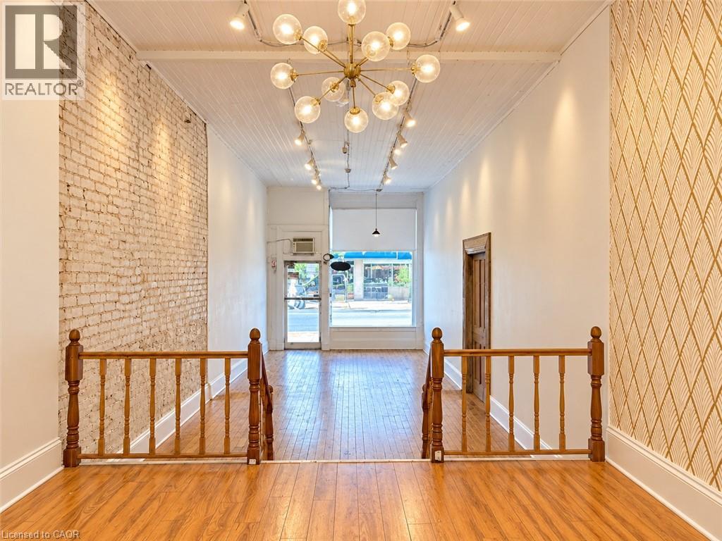 133 JAMES Street N Unit# Main, Hamilton — photo 2