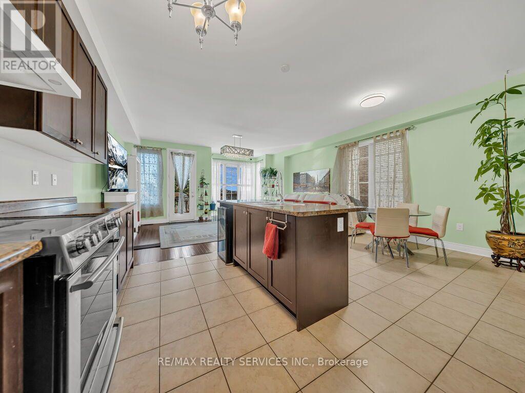 28 Zanetta Crescent, Brampton, ON photo 13