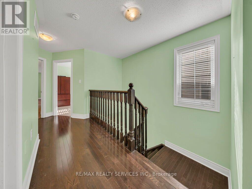 28 Zanetta Crescent, Brampton, ON photo 22