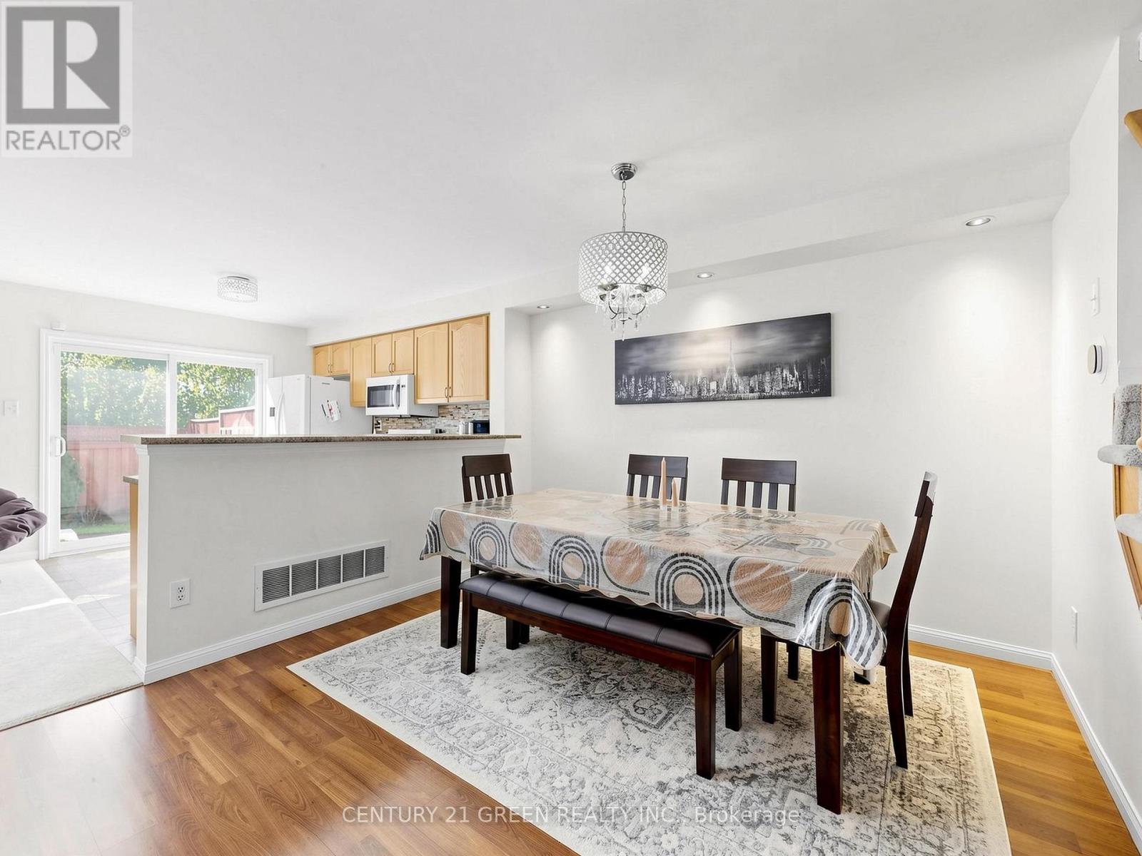 821 Bennett Boulevard, Milton, ON photo 10
