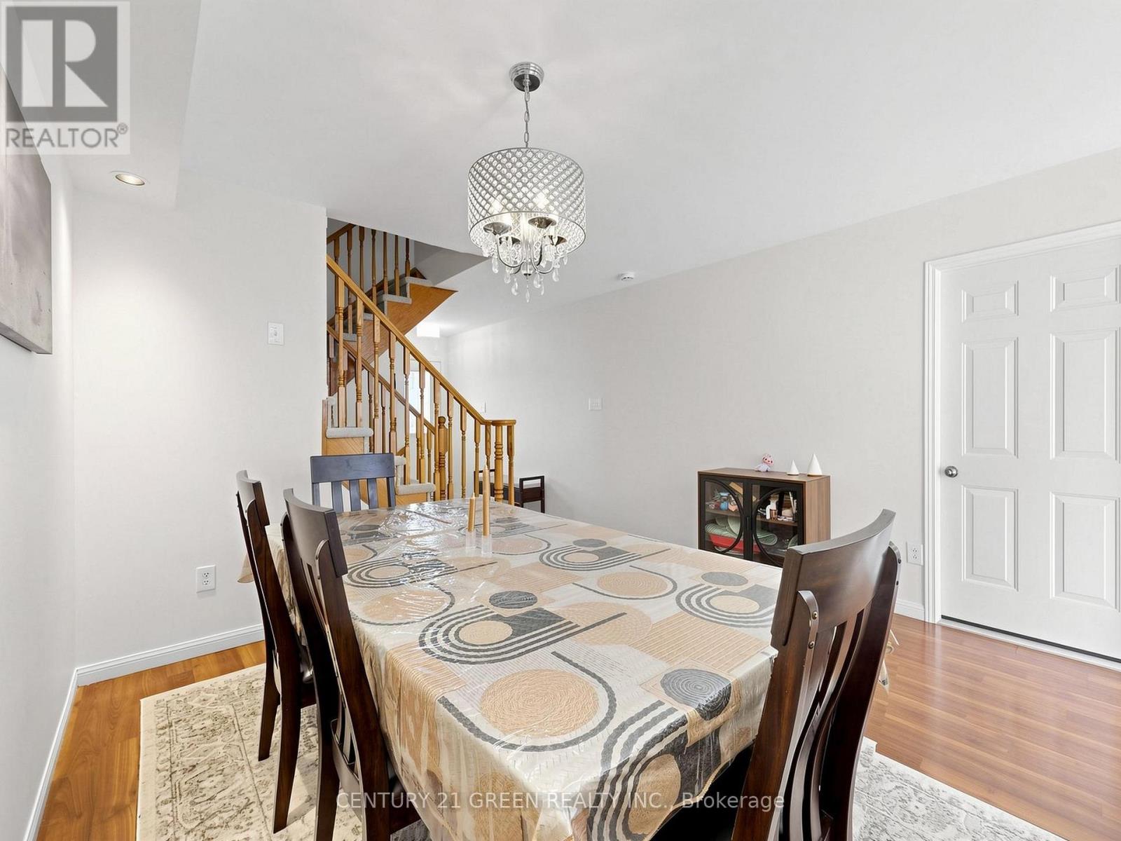 821 Bennett Boulevard, Milton, ON photo 11