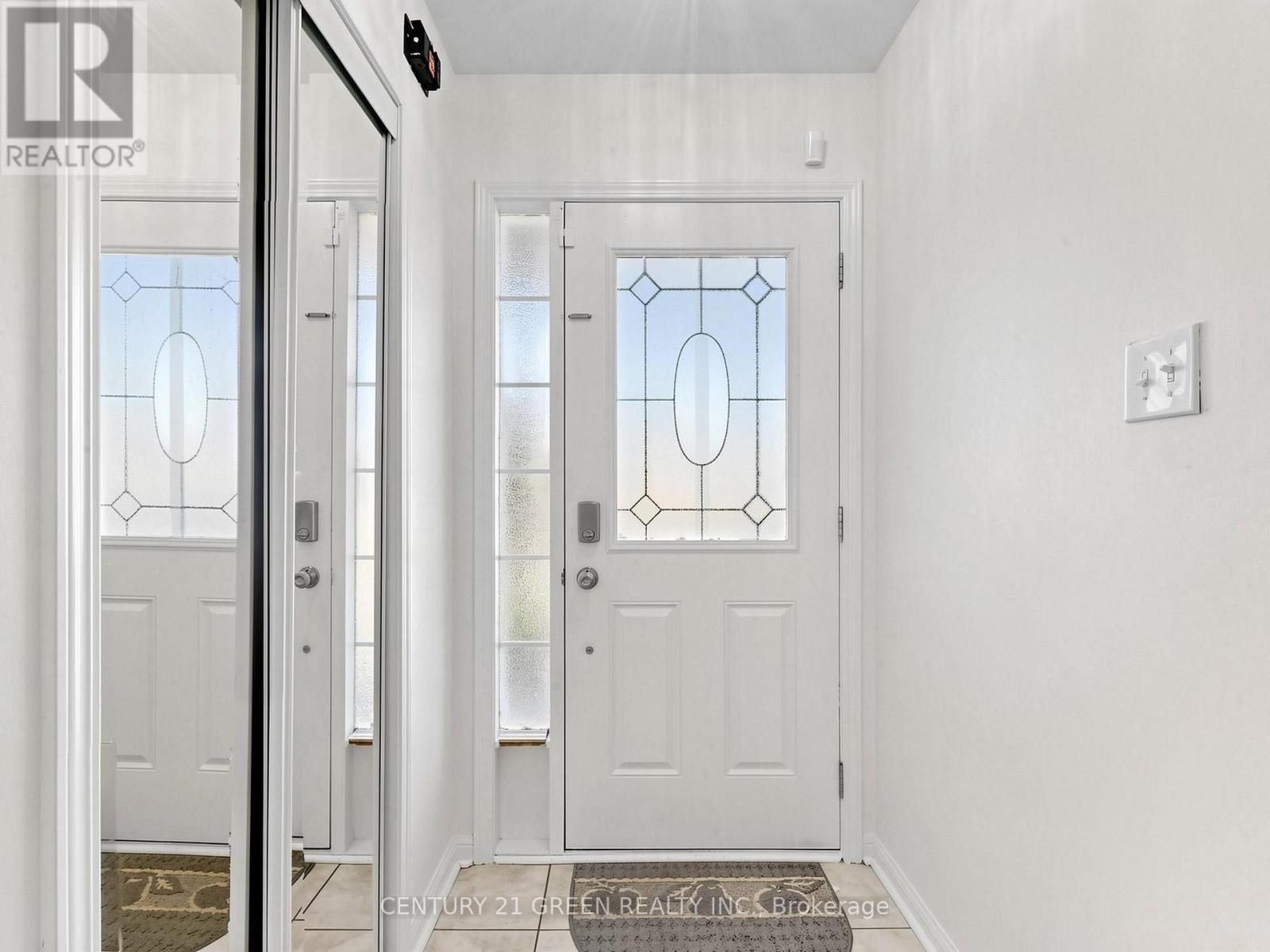 821 BENNETT BOULEVARD - 13