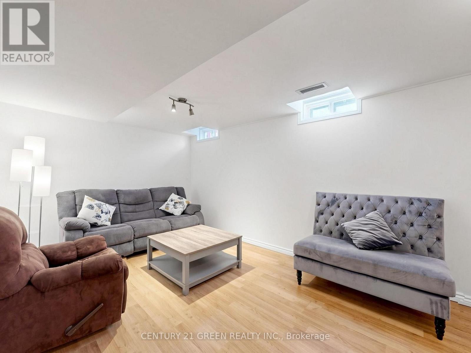 821 Bennett Boulevard, Milton, ON photo 25